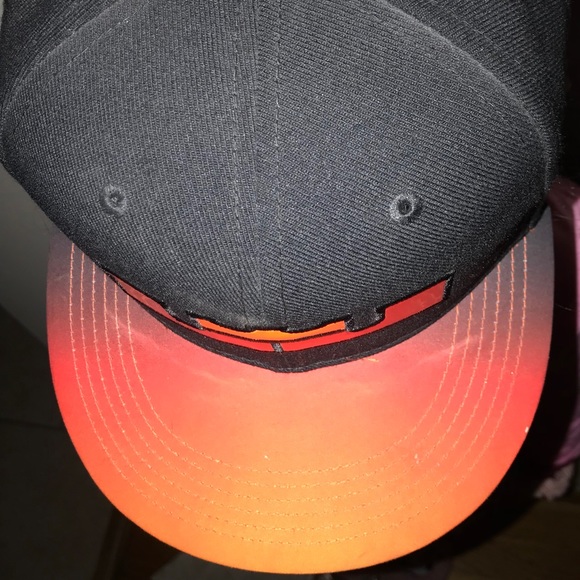 Lebron James SnapBack for kids - Picture 2 of 6